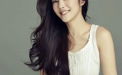 舌头伸进下面好大摸起来有块肉